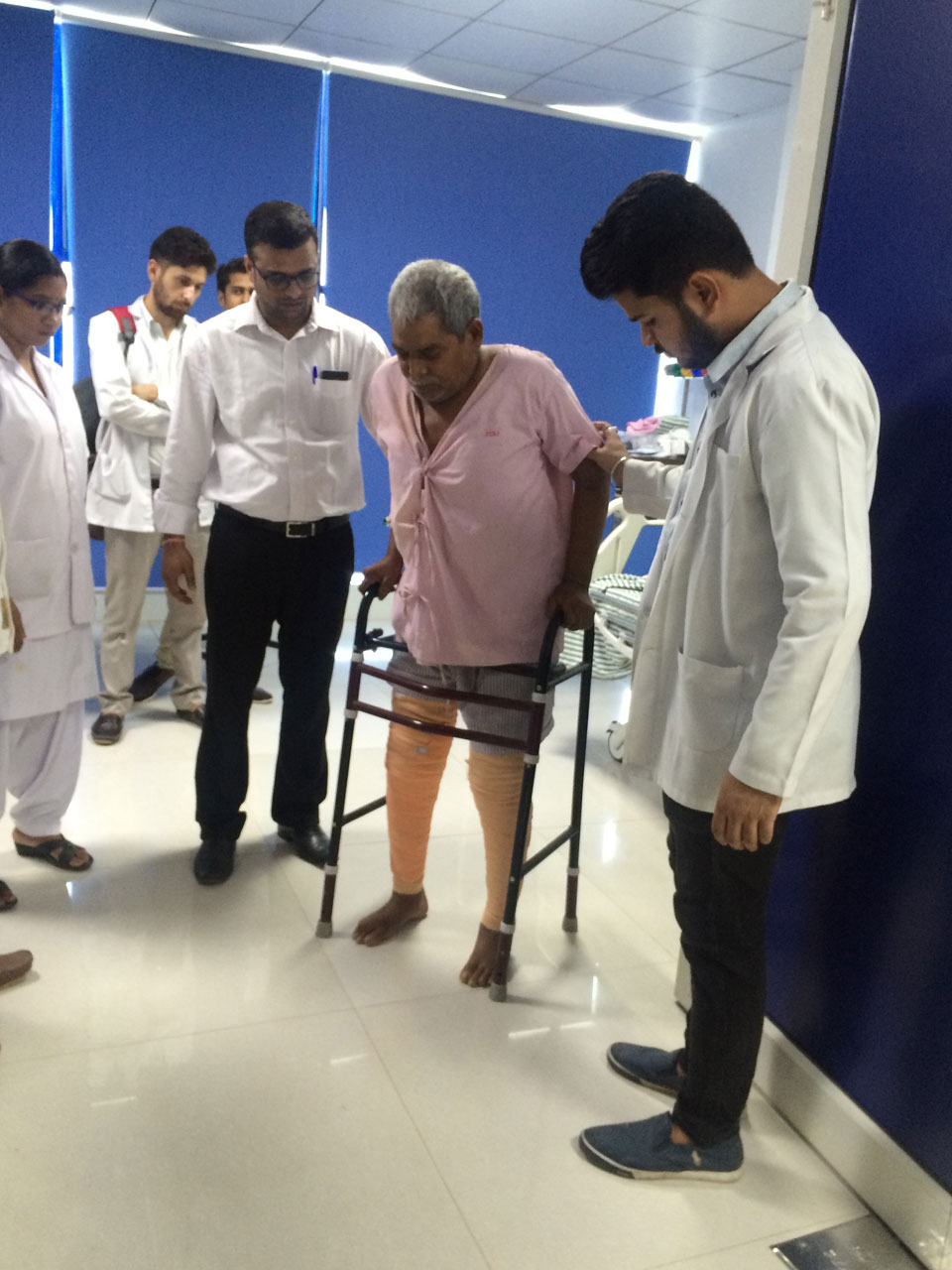 Total Knee Replacement Surgeon In Jaipur